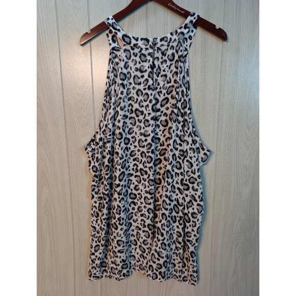Torrid Top Womens 5 5X Black White Animal Sleeveless Tank Rayon Tank Key Hole - Picture 4 of 7